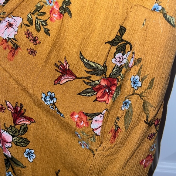 Xhilaration Yellow Floral Romper - Picture 4 of 5
